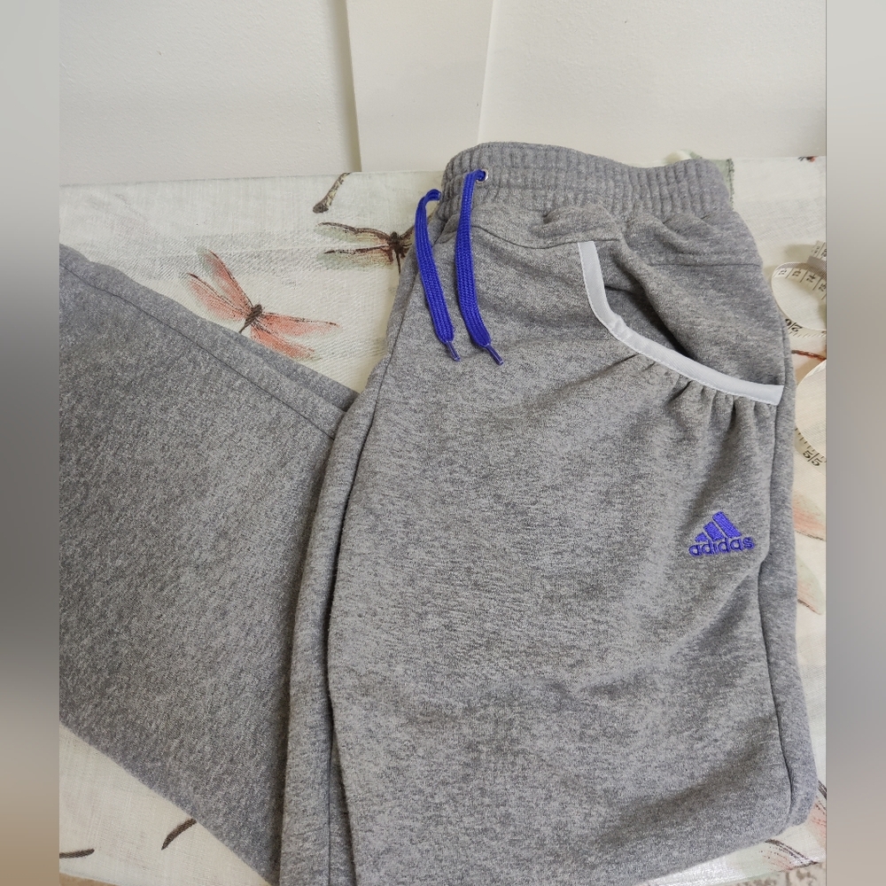 Adidas Sweat Pants - Medium